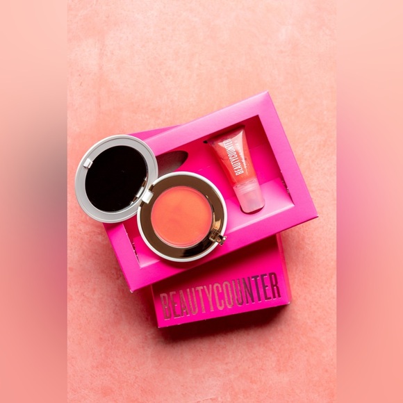 🎉🎉SALE🎉🎉
Gloss & Glow Duo - Beautycounter - Picture 5 of 9